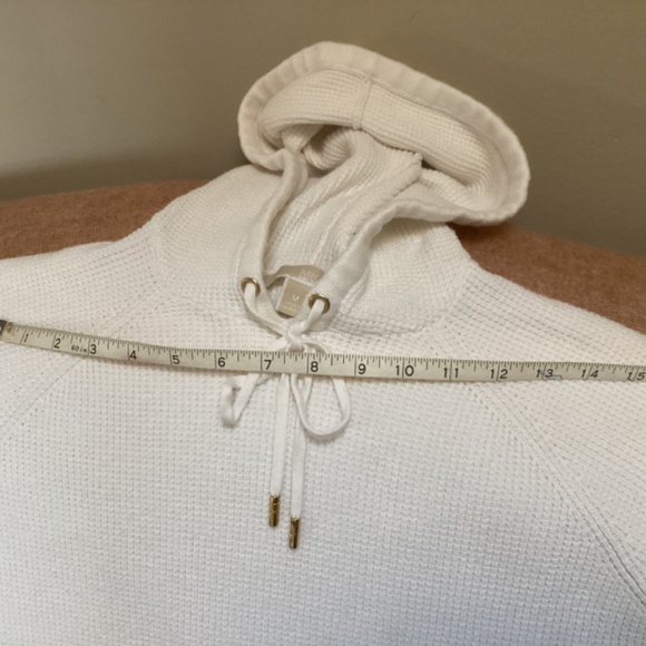 Michael Kors cream colored hoodie over the head size Med - Picture 7 of 13